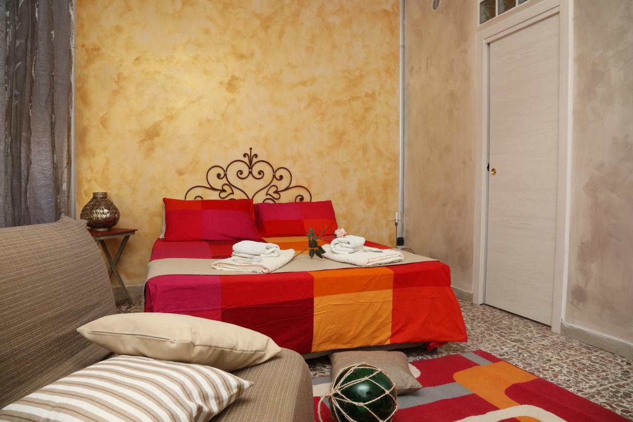 Viale Italia 41: I Migliori Anni Hotel Sassari Exterior photo