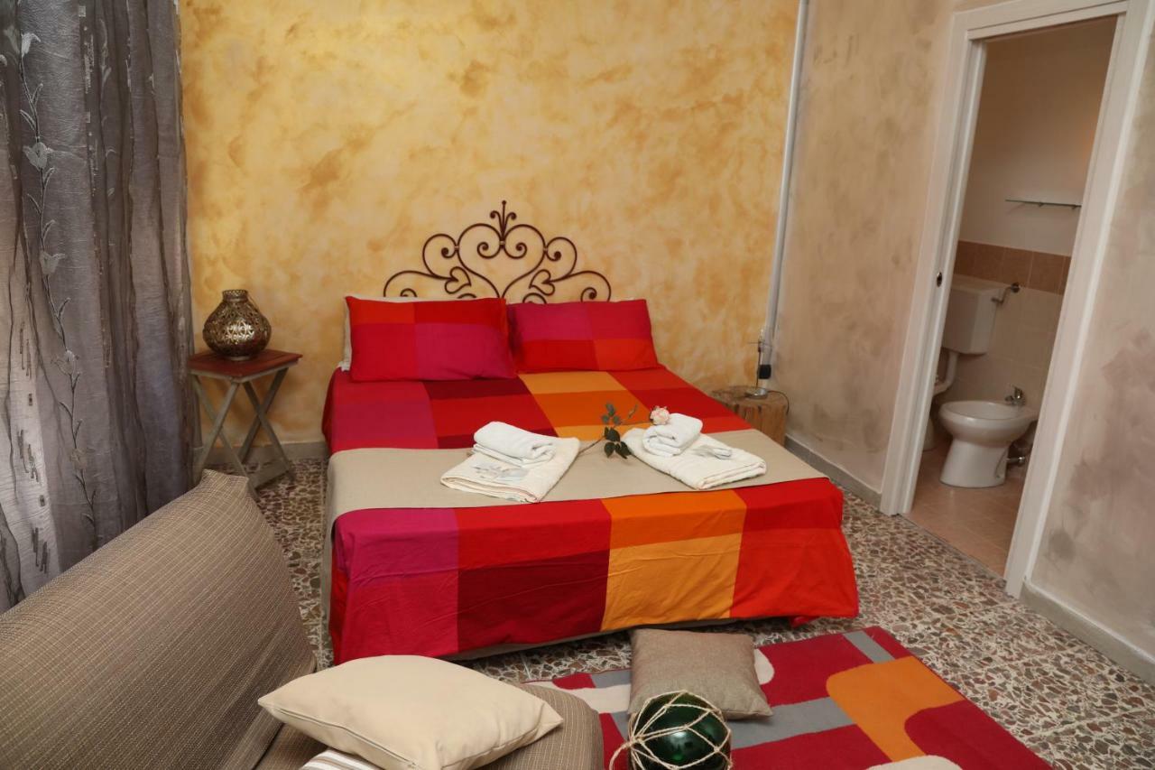Viale Italia 41: I Migliori Anni Hotel Sassari Exterior photo